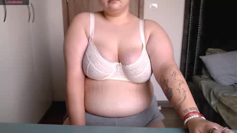 Sophie  Lilith online show from 11/14/25, 06:34