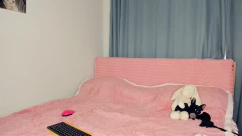 cutie online show from 02/12/26, 07:58