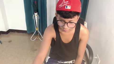 Snapshot of cutie_mico chatting on 05/12/26, 10:34 cutie_mico online show from 05/12/26, 10:34