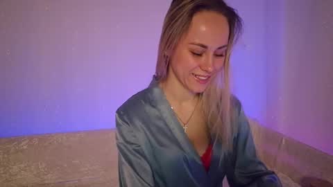 cutie_xoxo_ online show from 04/02/26, 08:06