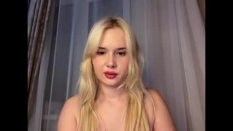 Chloe online show from 04/17/26, 04:54
