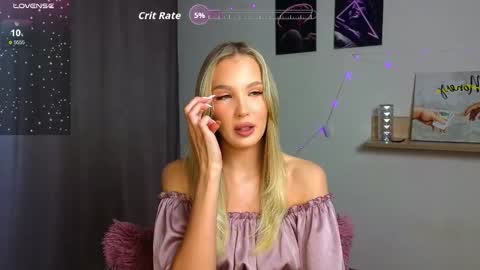 cutiefull_lion online show from 09/19/25, 05:42