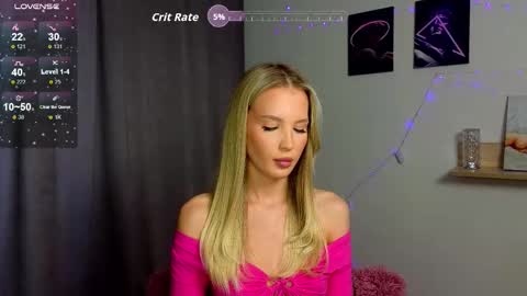 cutiefull_lion online show from 10/01/25, 05:35