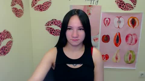 Snapshot of cutielady_ chatting on 09/24/25, 12:08 Emma online show from 09/24/25, 12:08