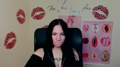 Emma online show from 04/23/26, 12:15