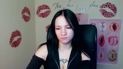 Emma online show from 04/23/26, 12:29