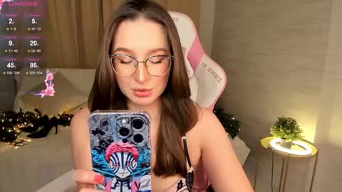 Anika online show from 11/09/25, 12:58