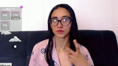 miss ari  online show from 06/29/26, 10:54