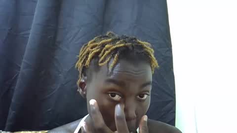 cuttey_slim22 online show from 04/15/26, 09:38