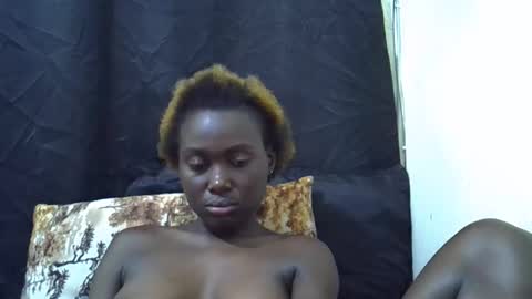 cuttey_slim22 online show from 06/05/26, 04:56
