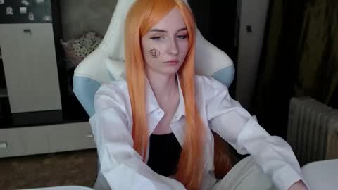 Cutti Crystal online show from 10/30/25, 03:35