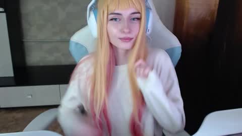 Cutti Crystal online show from 02/17/26, 03:14