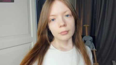Snapshot of cuty_petite chatting on 05/02/26, 06:07 Anne online show from 05/02/26, 06:07