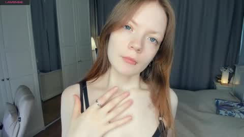 Snapshot of cuty_petite chatting on 05/28/26, 05:49 Anne online show from 05/28/26, 05:49