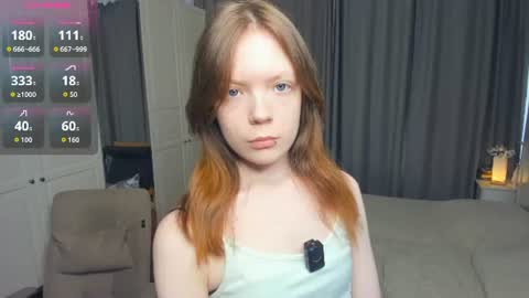 Snapshot of cuty_petite chatting on 06/20/26, 06:38 Anne online show from 06/20/26, 06:38