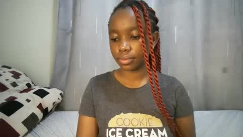 Snapshot of cutypookie chatting on 10/29/25, 05:20 cutypookie online show from 10/29/25, 05:20