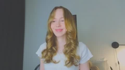 Snapshot of cuute_angell chatting on 06/21/26, 05:04 Virginia See you on Sunday online show from 06/21/26, 05:04