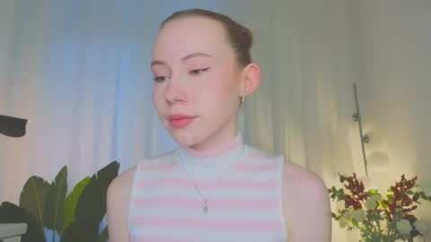 Snapshot of cuute_angell chatting on 07/03/26, 05:08 Virginia See you on Sunday online show from 07/03/26, 05:08