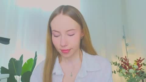 Snapshot of cuute_angell chatting on 07/16/26, 05:08 Virginia See you on Sunday online show from 07/16/26, 05:08