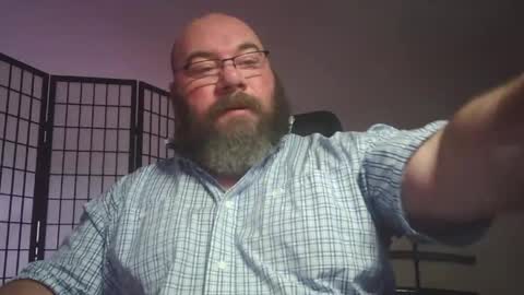 Snapshot of cwbyga chatting on 06/04/26, 10:16 Bubba Bull online show from 06/04/26, 10:16
