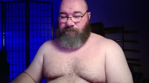 Snapshot of cwbyga chatting on 06/09/26, 04:02 Bubba Bull online show from 06/09/26, 04:02
