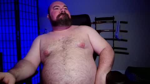 Snapshot of cwbyga chatting on 06/18/26, 03:51 Bubba Bull online show from 06/18/26, 03:51