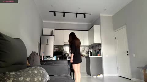 Akemi online show from 09/11/25, 09:42