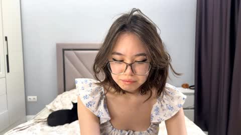 Akemi online show from 03/27/26, 08:26