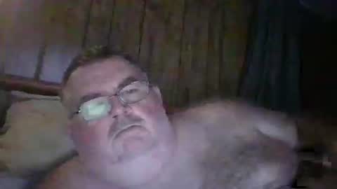 Snapshot of cwill27837 chatting on 12/14/24, 03:18 cwill27837 online show from 12/14/24, 03:18