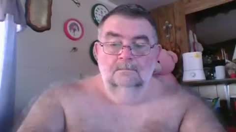 Snapshot of cwill27837 chatting on 12/23/24, 07:52 cwill27837 online show from 12/23/24, 07:52