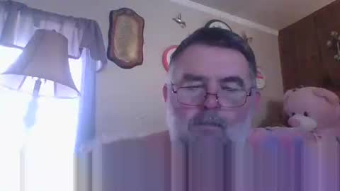 Snapshot of cwill27837 chatting on 01/14/25, 05:01 cwill27837 online show from 01/14/25, 05:01