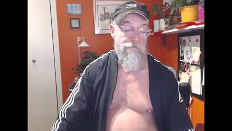 Snapshot of cxcdn chatting on 03/06/25, 06:41 cxcdn online show from 03/06/25, 06:41