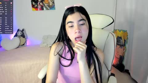 Snapshot of cyber_lizz chatting on 12/18/24, 10:13 Liz online show from 12/18/24, 10:13