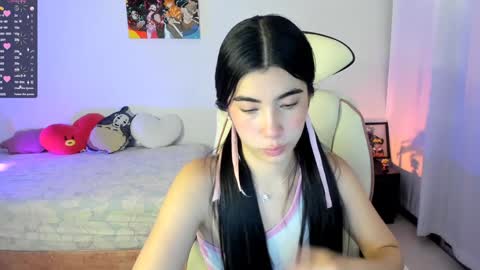 Snapshot of cyber_lizz chatting on 01/27/25, 09:44 Liz online show from 01/27/25, 09:44