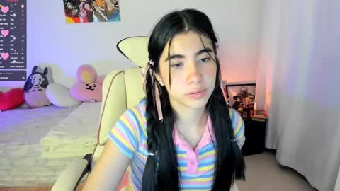 Snapshot of cyber_lizz chatting on 02/14/25, 01:56 Liz online show from 02/14/25, 01:56