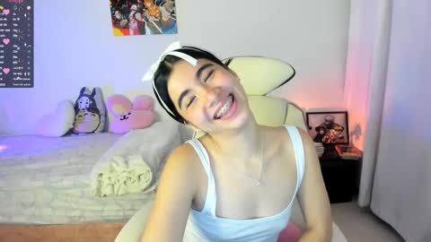 Snapshot of cyber_lizz chatting on 02/16/25, 12:19 Liz online show from 02/16/25, 12:19