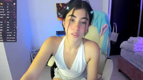 Snapshot of cyber_lizz chatting on 10/22/25, 11:15 Liz online show from 10/22/25, 11:15