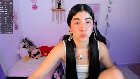 Snapshot of cyber_lizz chatting on 06/05/26, 12:28 Liz online show from 06/05/26, 12:28