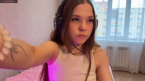 cyber_shawty online show from 04/20/26, 12:08