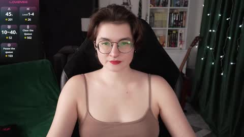 Helen Blossom online show from 01/05/25, 06:56