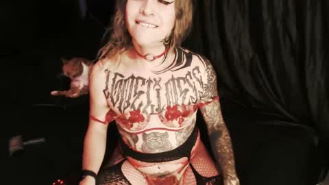 Nikki online show from 12/12/24, 12:38