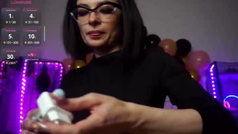 Lily Goddess online show from 10/25/25, 12:18