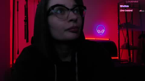 Snapshot of cyberxgoddess_ chatting on 04/25/26, 09:34 Lily Goddess online show from 04/25/26, 09:34