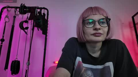 Snapshot of cyberxgoddess_ chatting on 06/01/26, 06:48 Lily Goddess online show from 06/01/26, 06:48