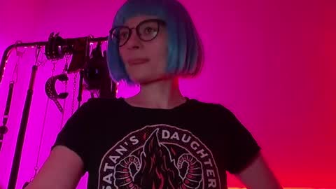 Snapshot of cyberxgoddess_ chatting on 06/07/26, 07:17 Lily Goddess online show from 06/07/26, 07:17