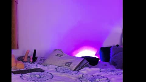 cynthiaa33 online show from 02/19/25, 03:06