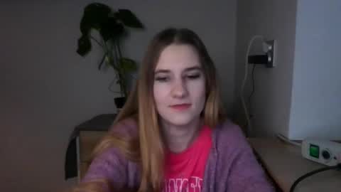 CyntiaNatural online show from 12/03/24, 08:16