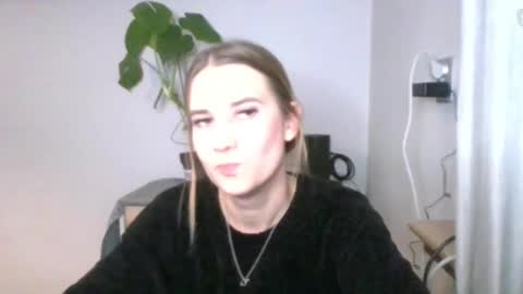 CyntiaNatural online show from 12/14/24, 04:31