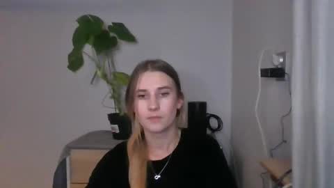 CyntiaNatural online show from 12/14/24, 07:36