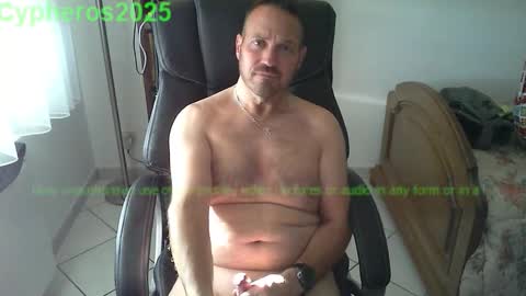 Chris online show from 10/08/25, 03:20